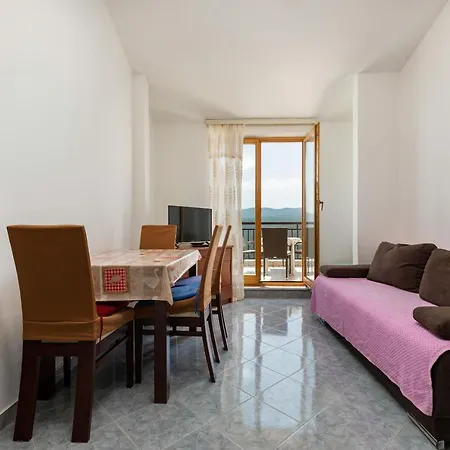 Josip Apartment